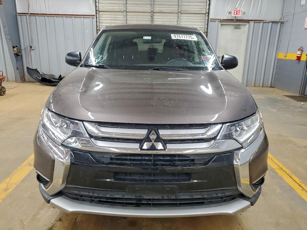2017 MITSUBISHI OUTLANDER ES photo 13