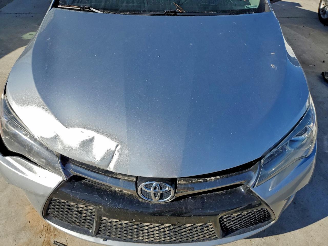 2017 TOYOTA CAMRY LE photo 11