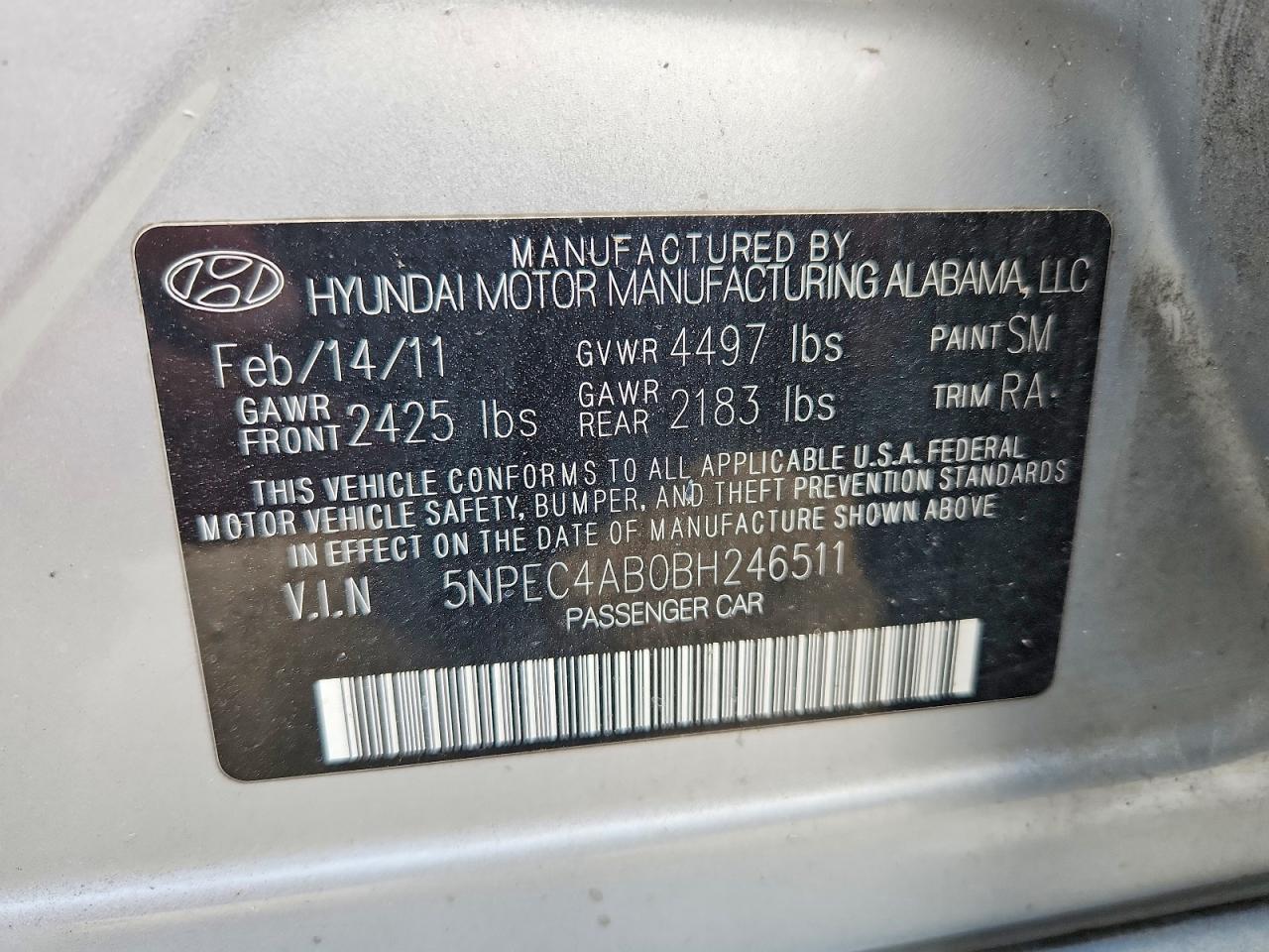 2011 HYUNDAI SONATA SE photo 25
