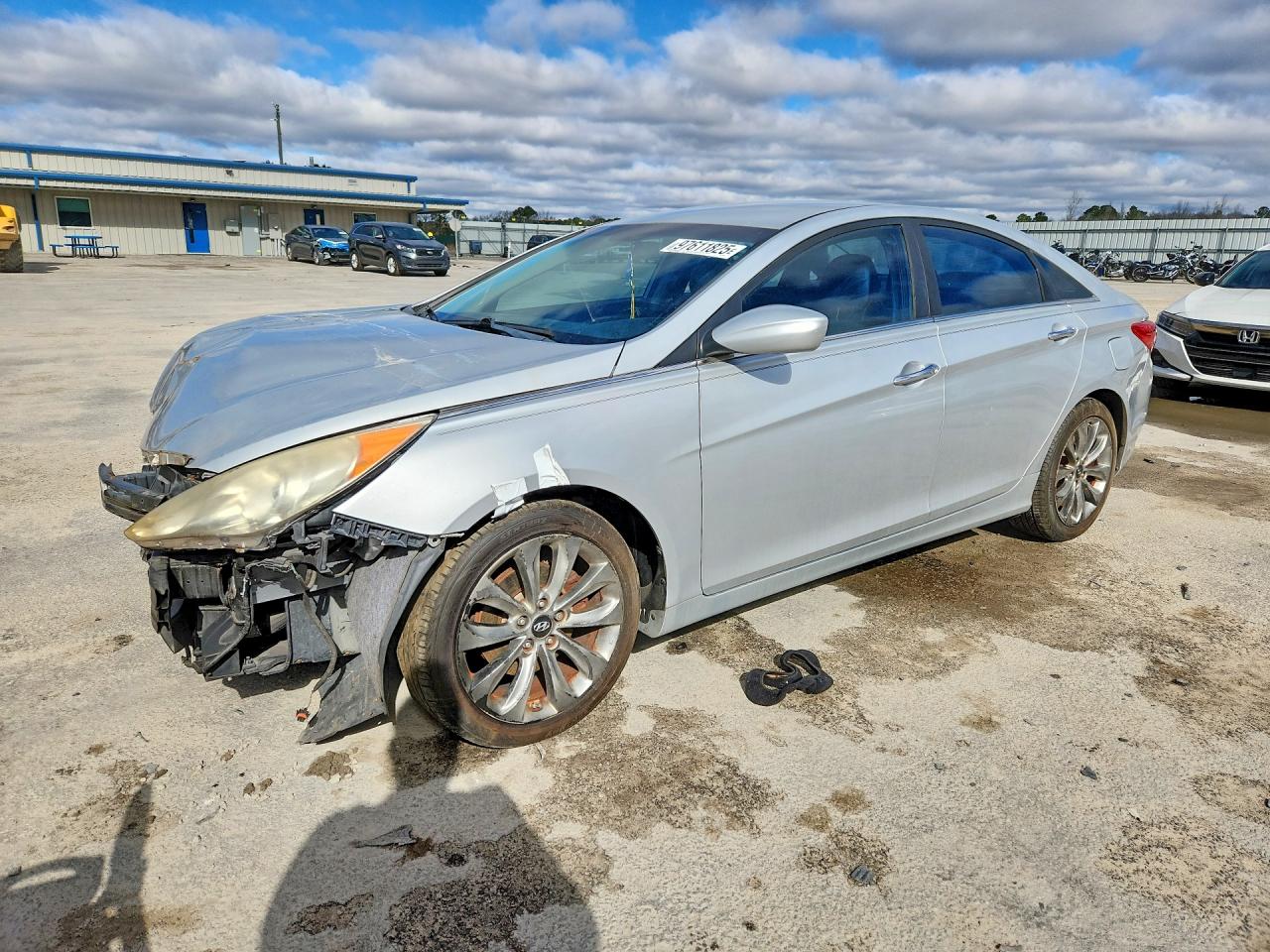 2011 HYUNDAI SONATA
