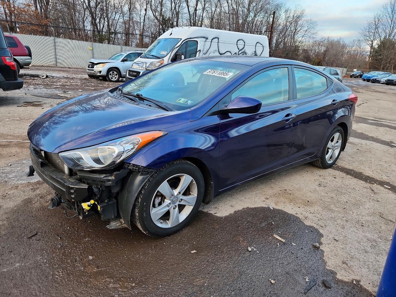 2013 HYUNDAI ELANTRA