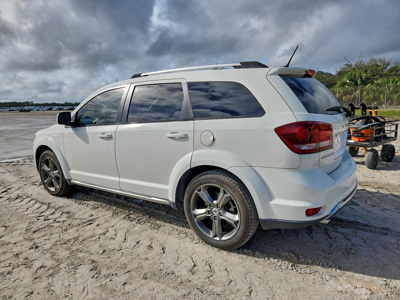 2018 DODGE JOURNEY CROSSROAD photo 2
