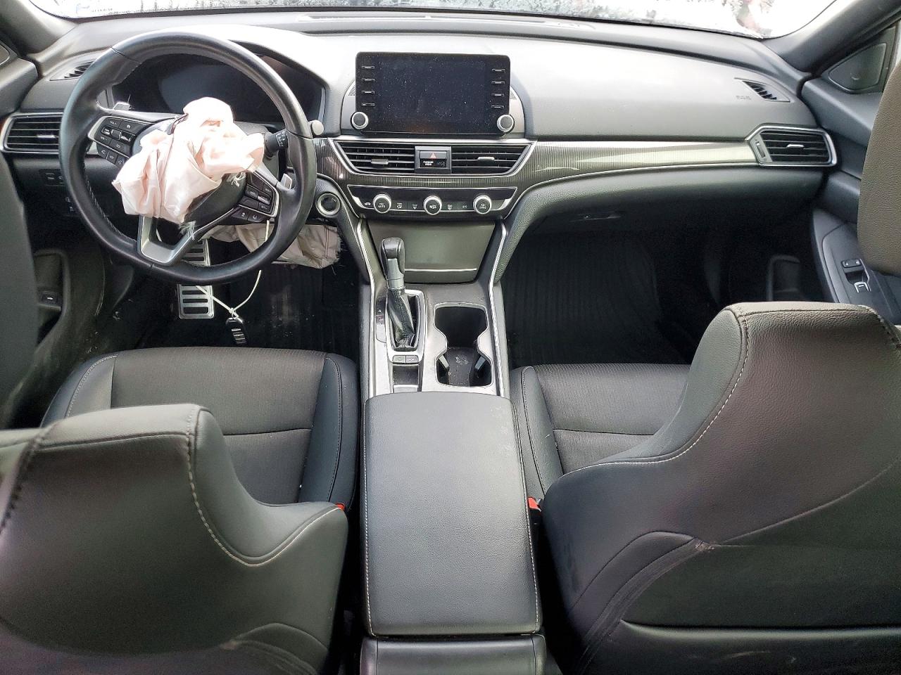 2020 HONDA ACCORD photo 22