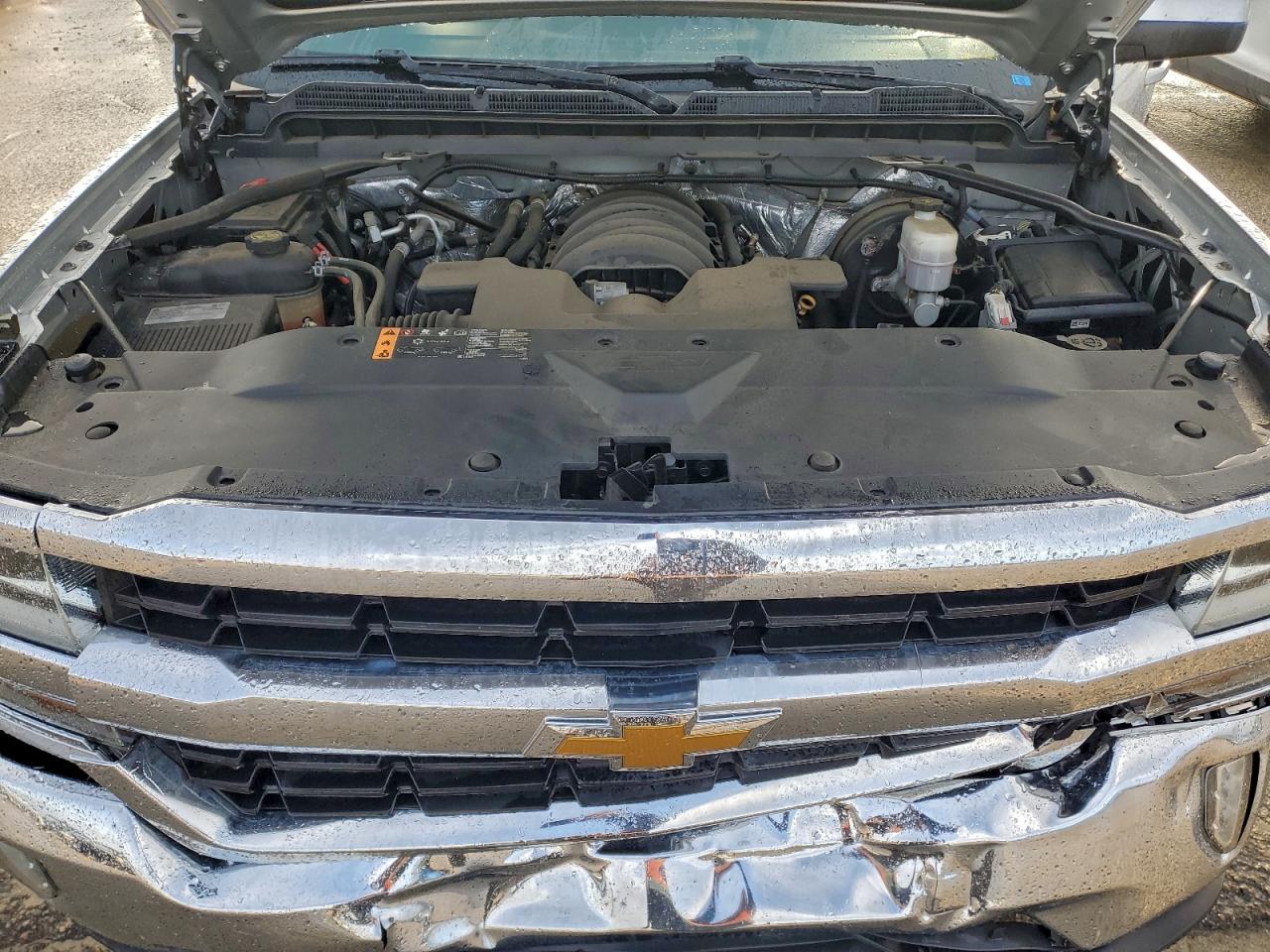 2018 CHEVROLET SILVERADO K1500 LT photo 11