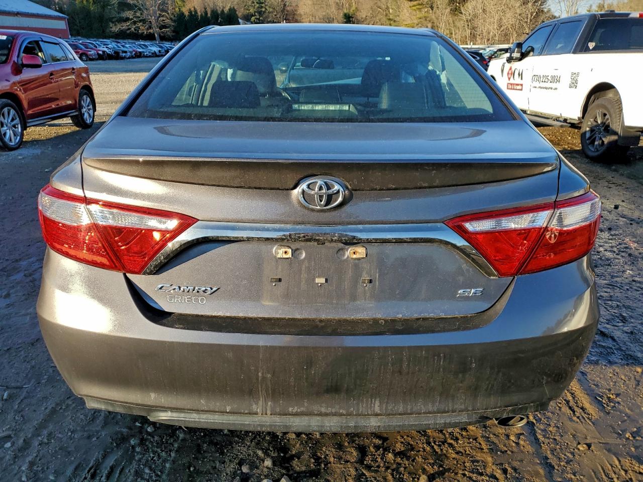 2015 TOYOTA CAMRY LE photo 6