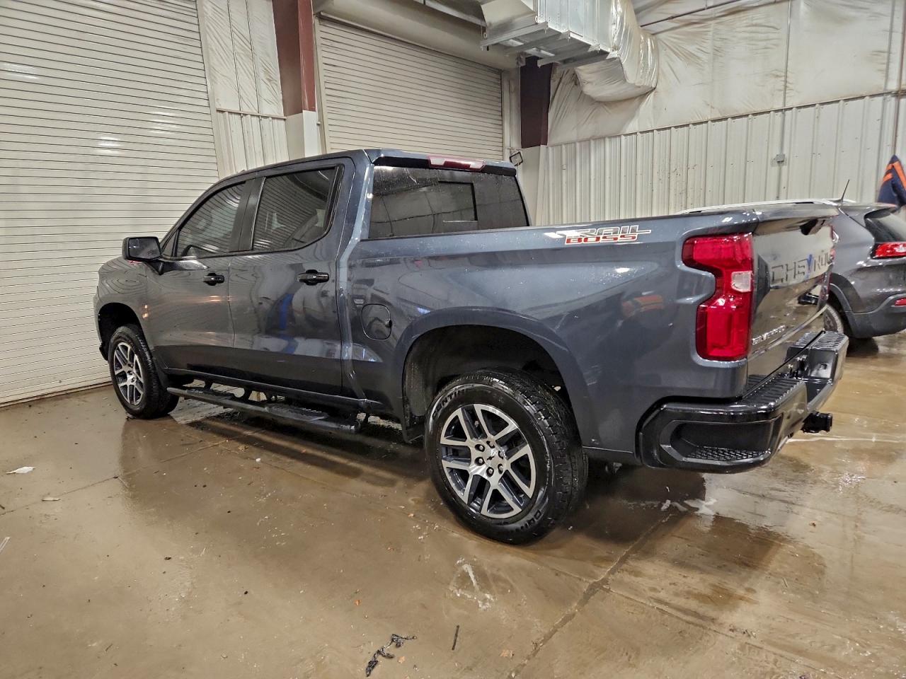 2019 CHEVROLET SILVERADO K1500 LT TRAIL BOSS photo 2