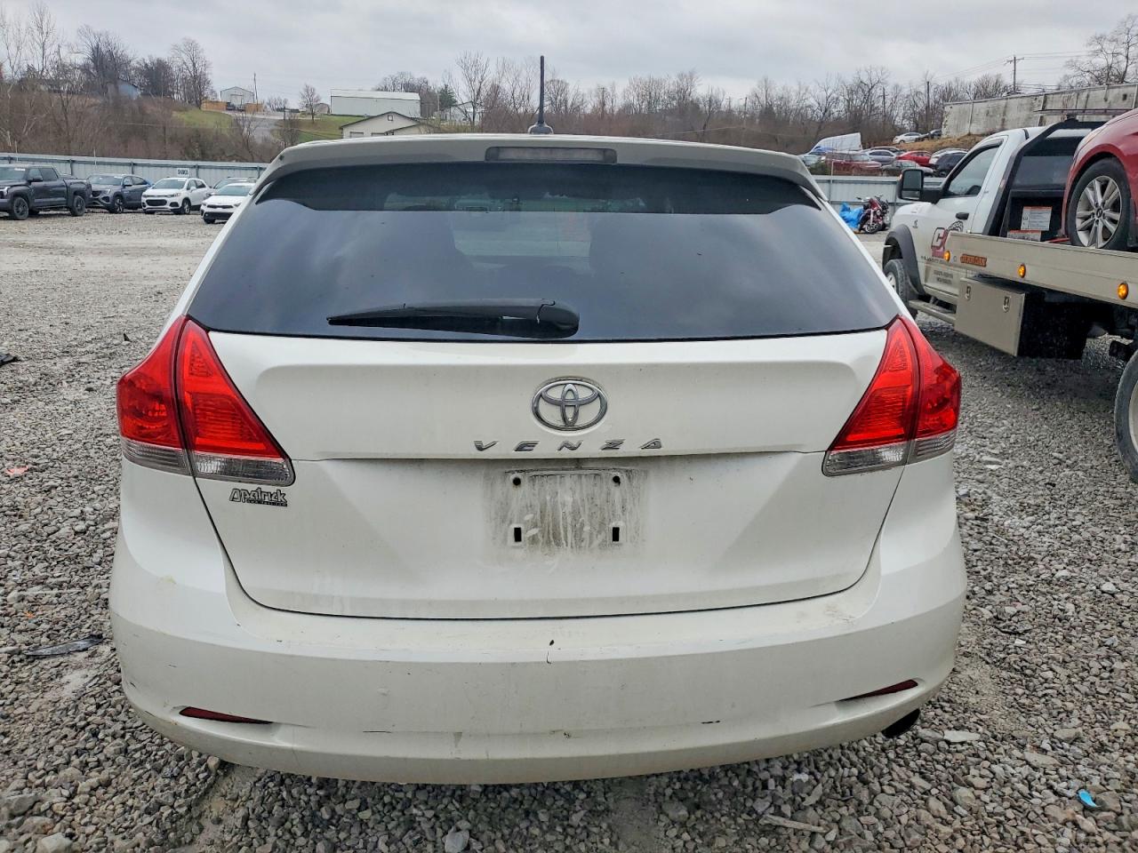 2010 TOYOTA VENZA photo 6