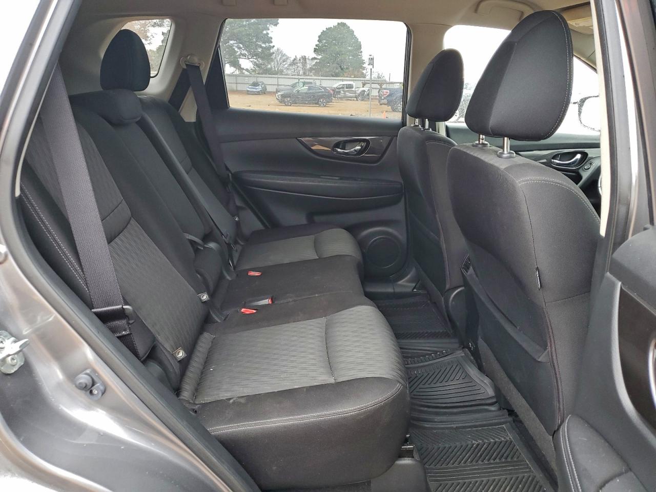 2019 NISSAN ROGUE S photo 11
