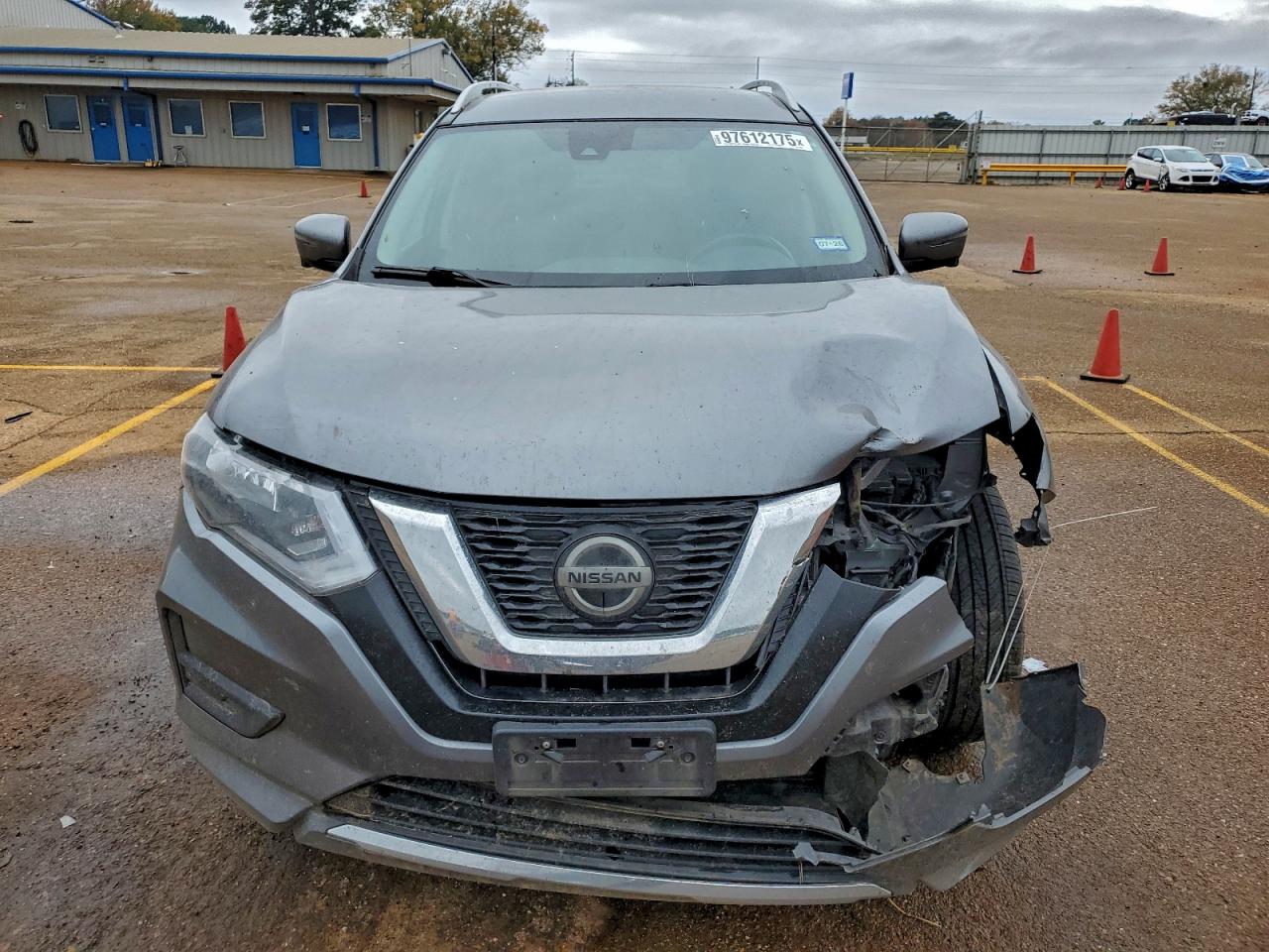 2019 NISSAN ROGUE S photo 5