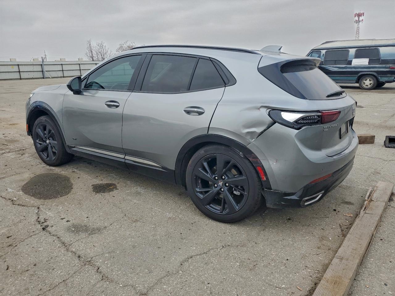 2025 BUICK ENVISION SPORT TOURING photo 2