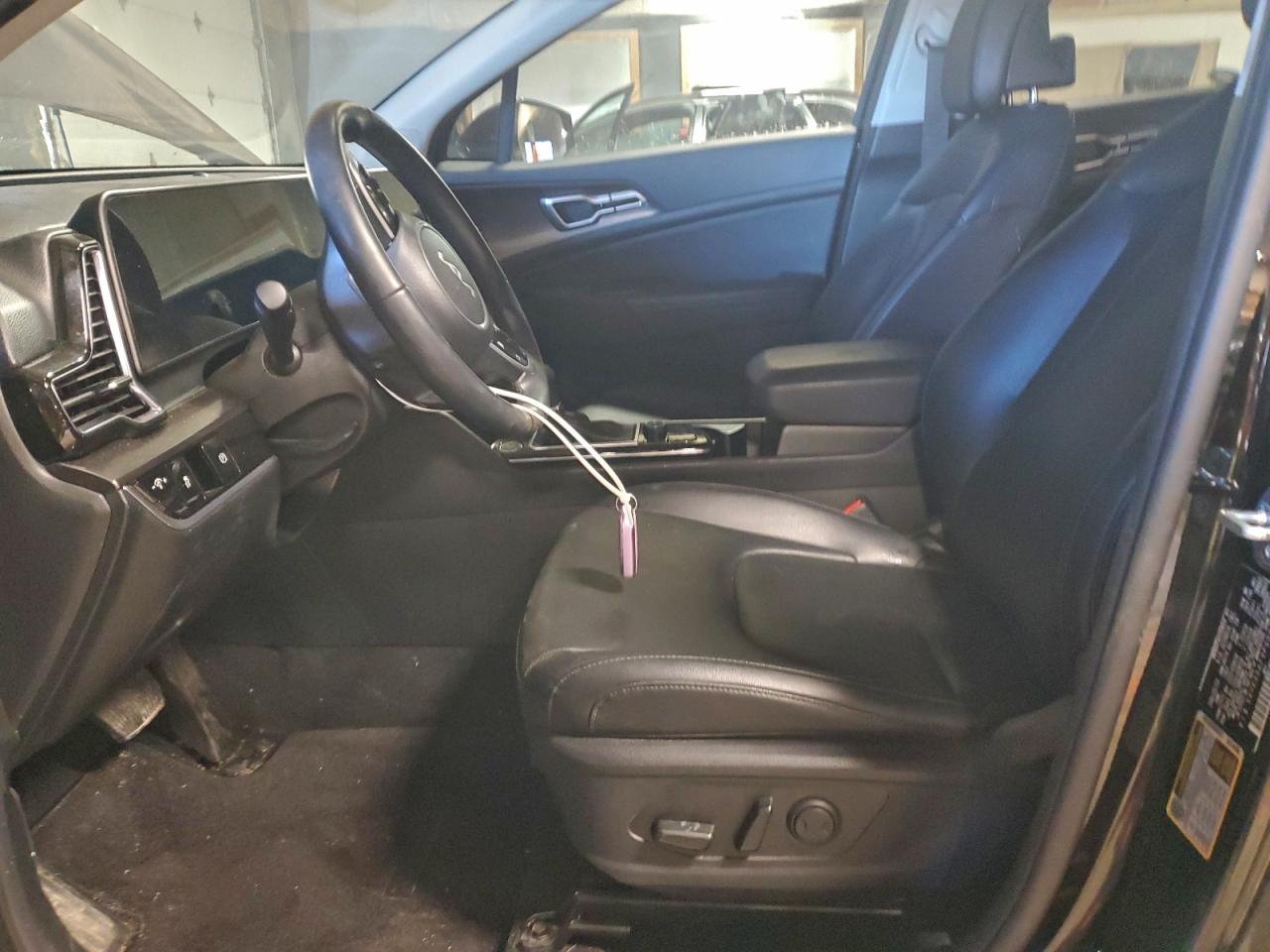 2023 KIA SPORTAGE EX photo 13