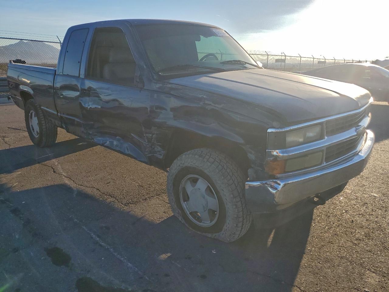 1996 CHEVROLET GMT-400 K1500 photo 4