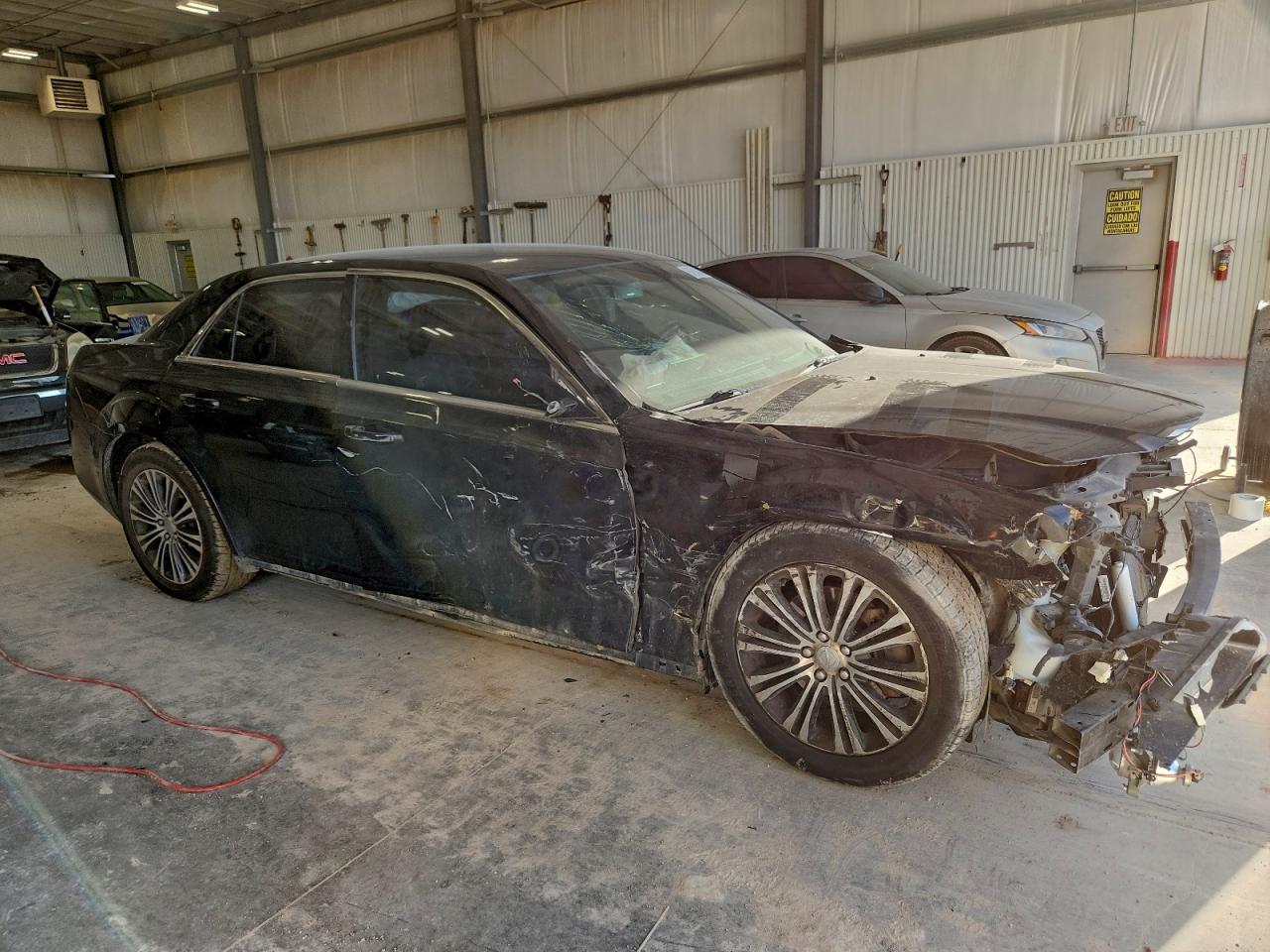 2014 CHRYSLER 300 S photo 4