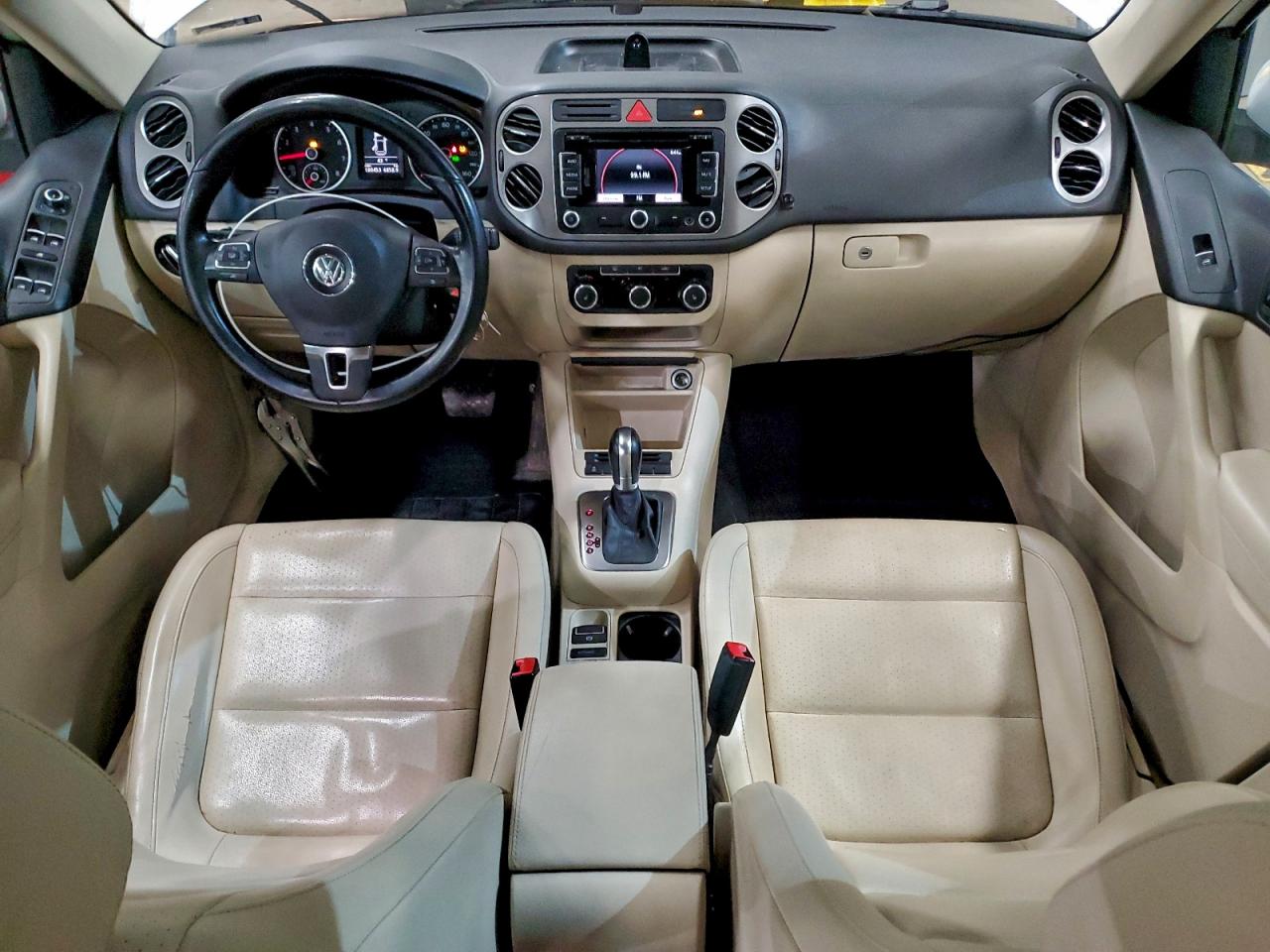 2011 VOLKSWAGEN TIGUAN S photo 8