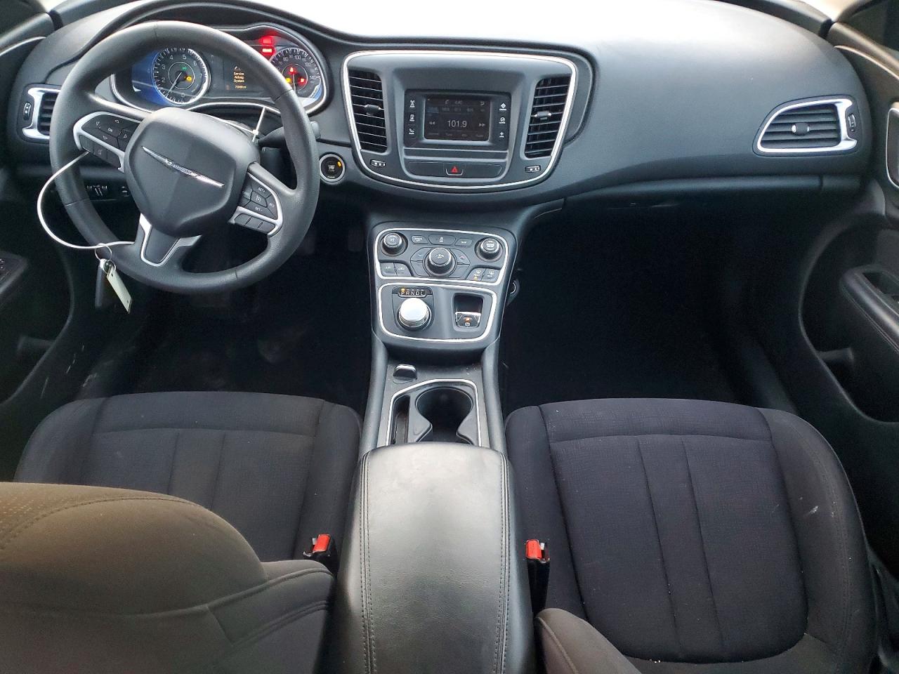 2015 CHRYSLER 200 LIMITED photo 8