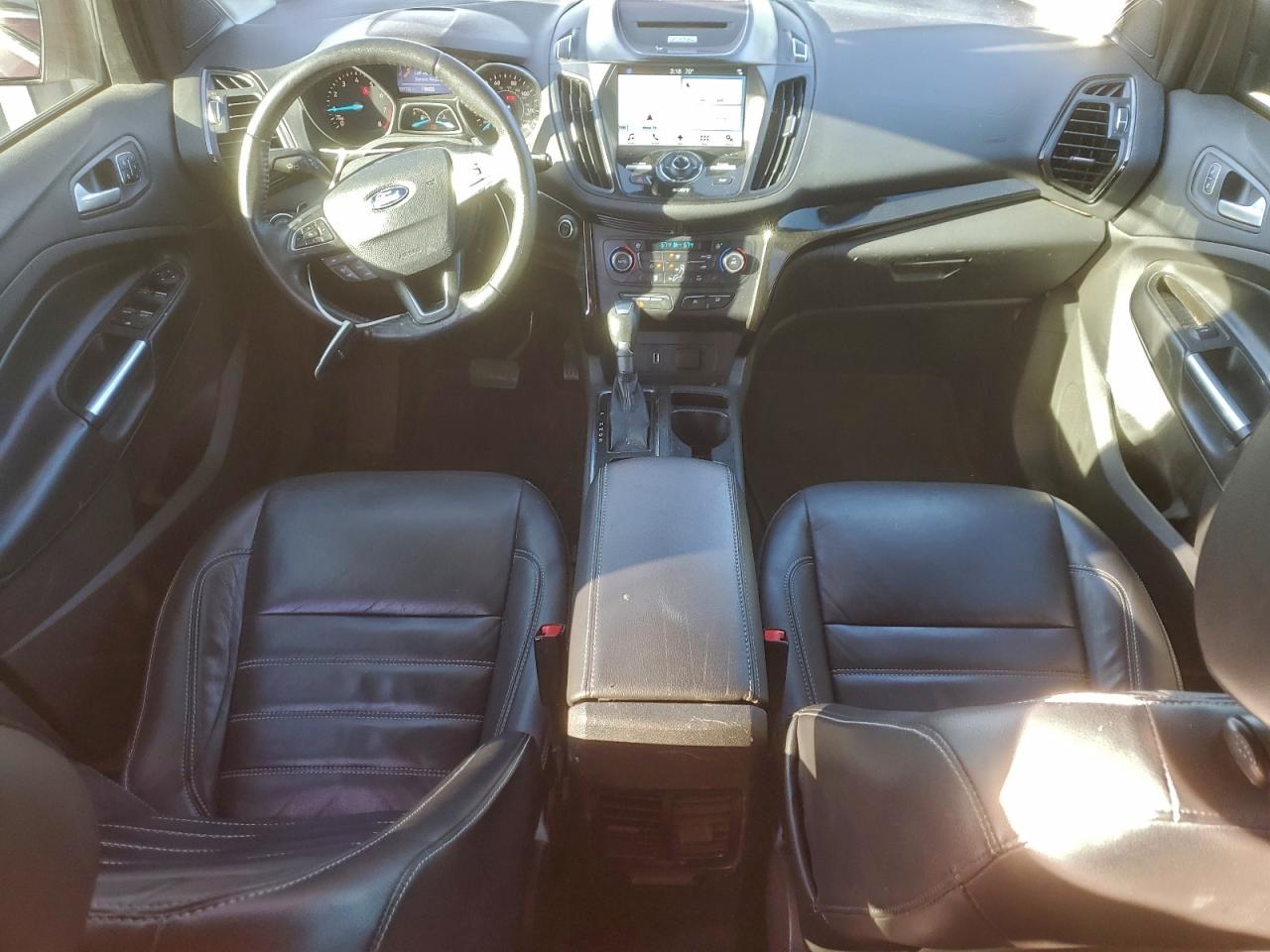 2017 FORD ESCAPE TITANIUM photo 8