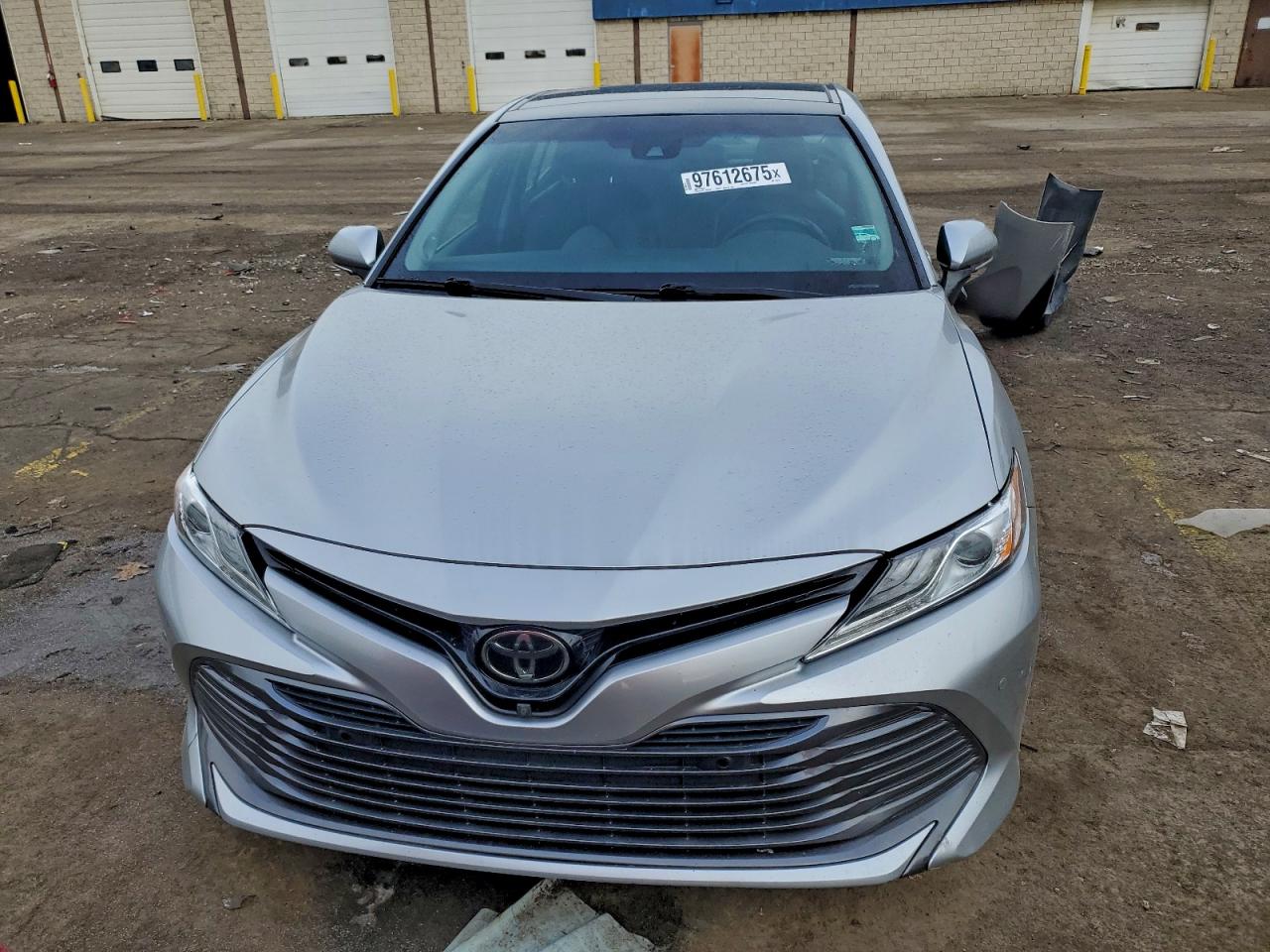 2018 TOYOTA CAMRY L photo 5