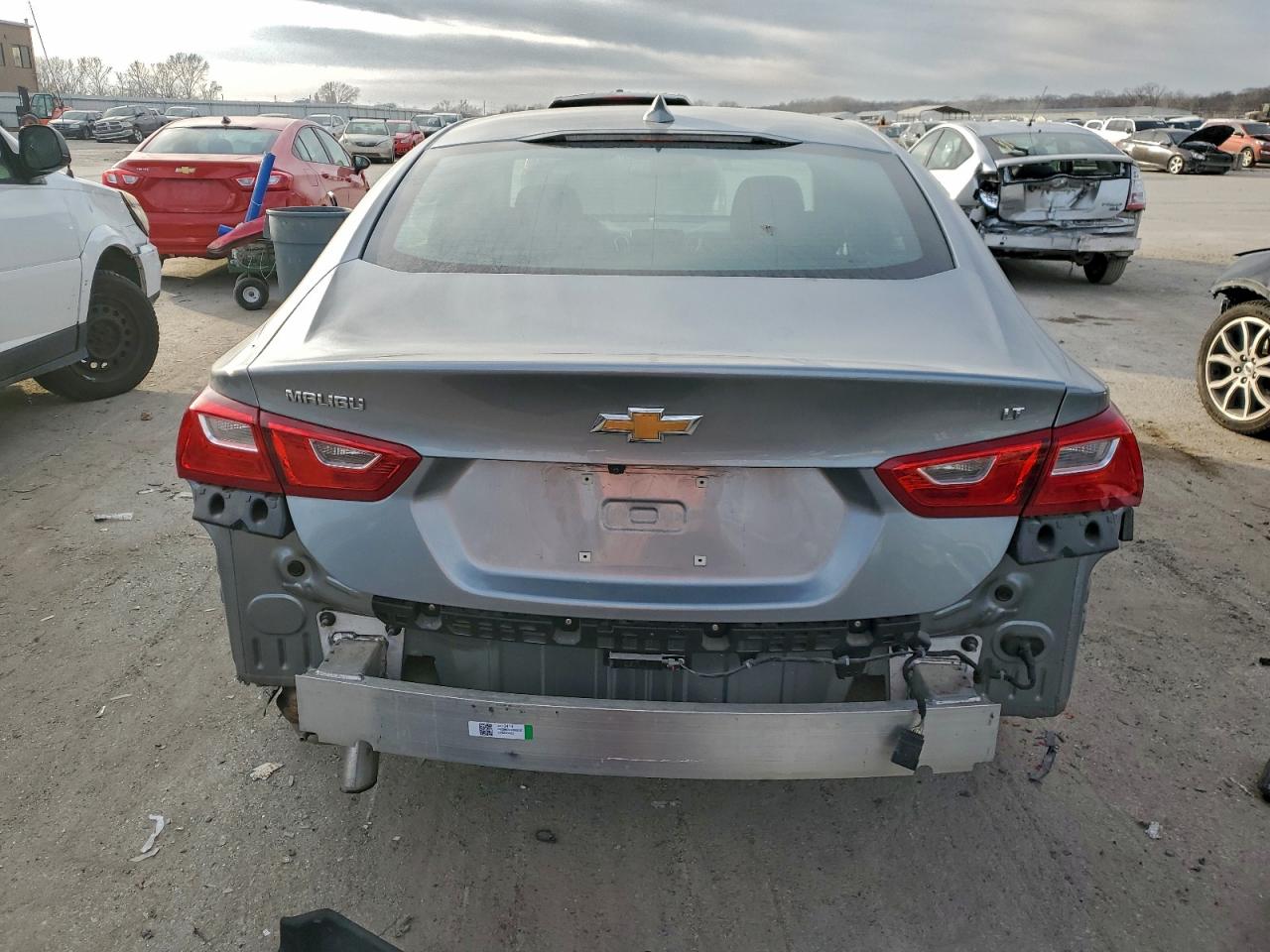 2024 CHEVROLET MALIBU LT photo 6