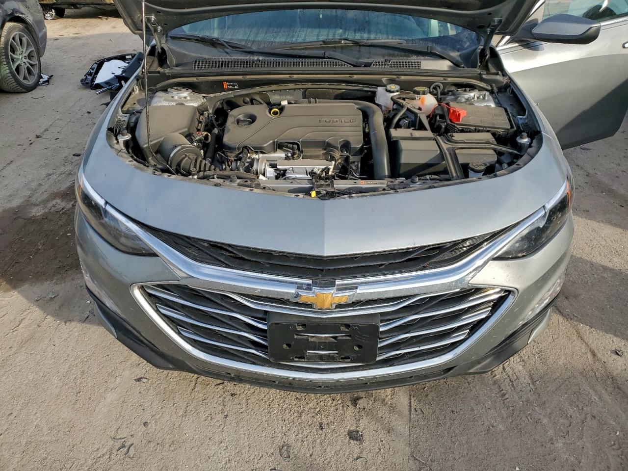 2024 CHEVROLET MALIBU LT photo 11