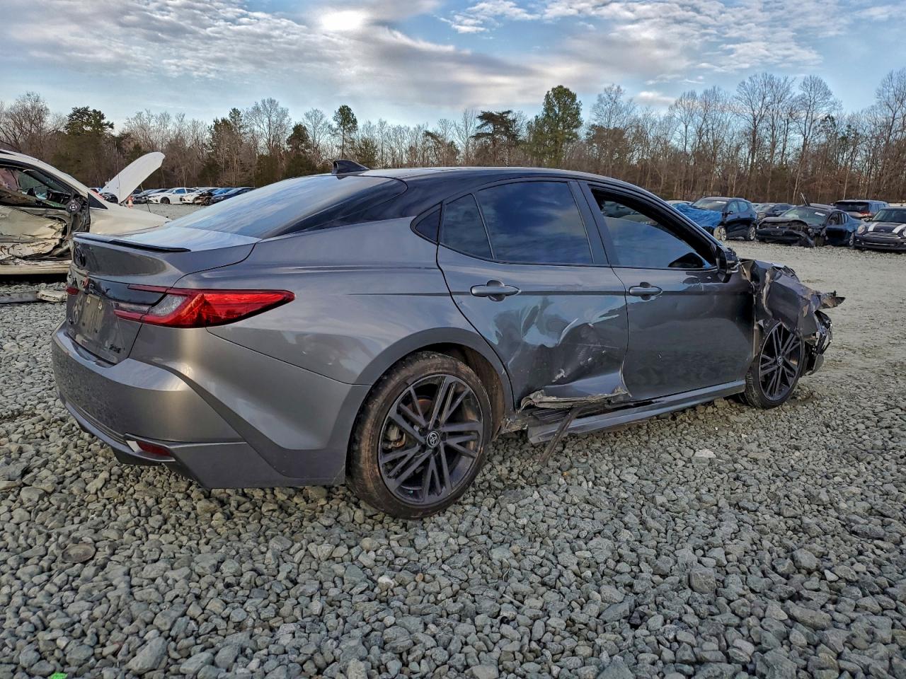 2025 TOYOTA CAMRY XSE photo 3