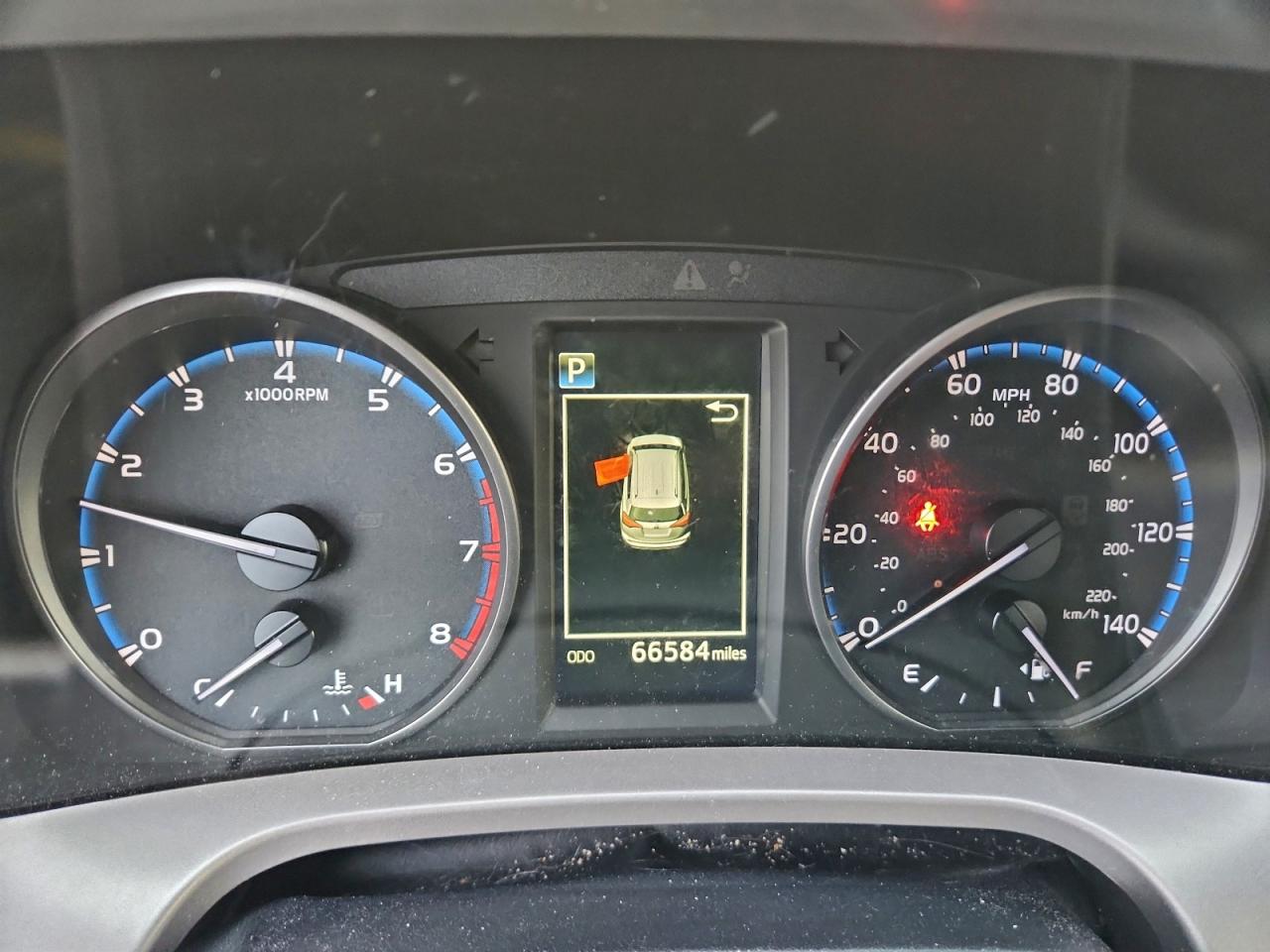 2018 TOYOTA RAV4 LE photo 9