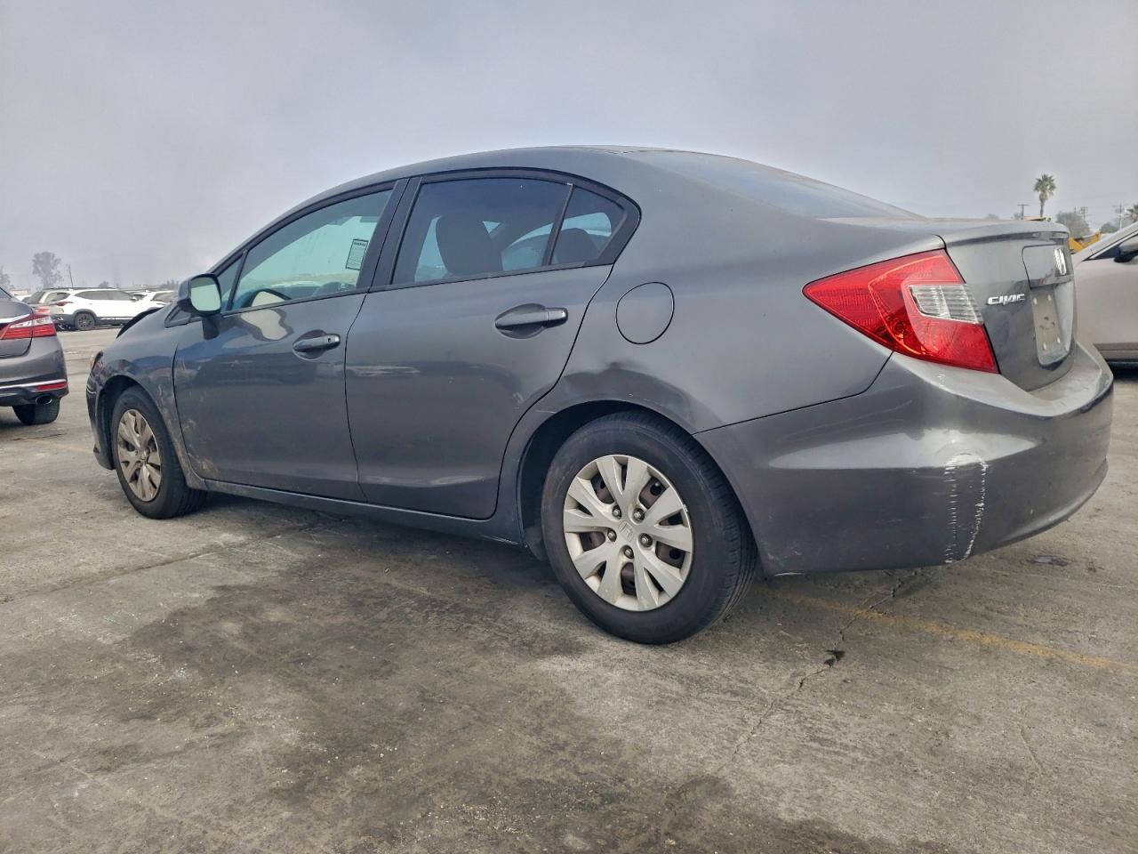 2012 HONDA CIVIC LX photo 2