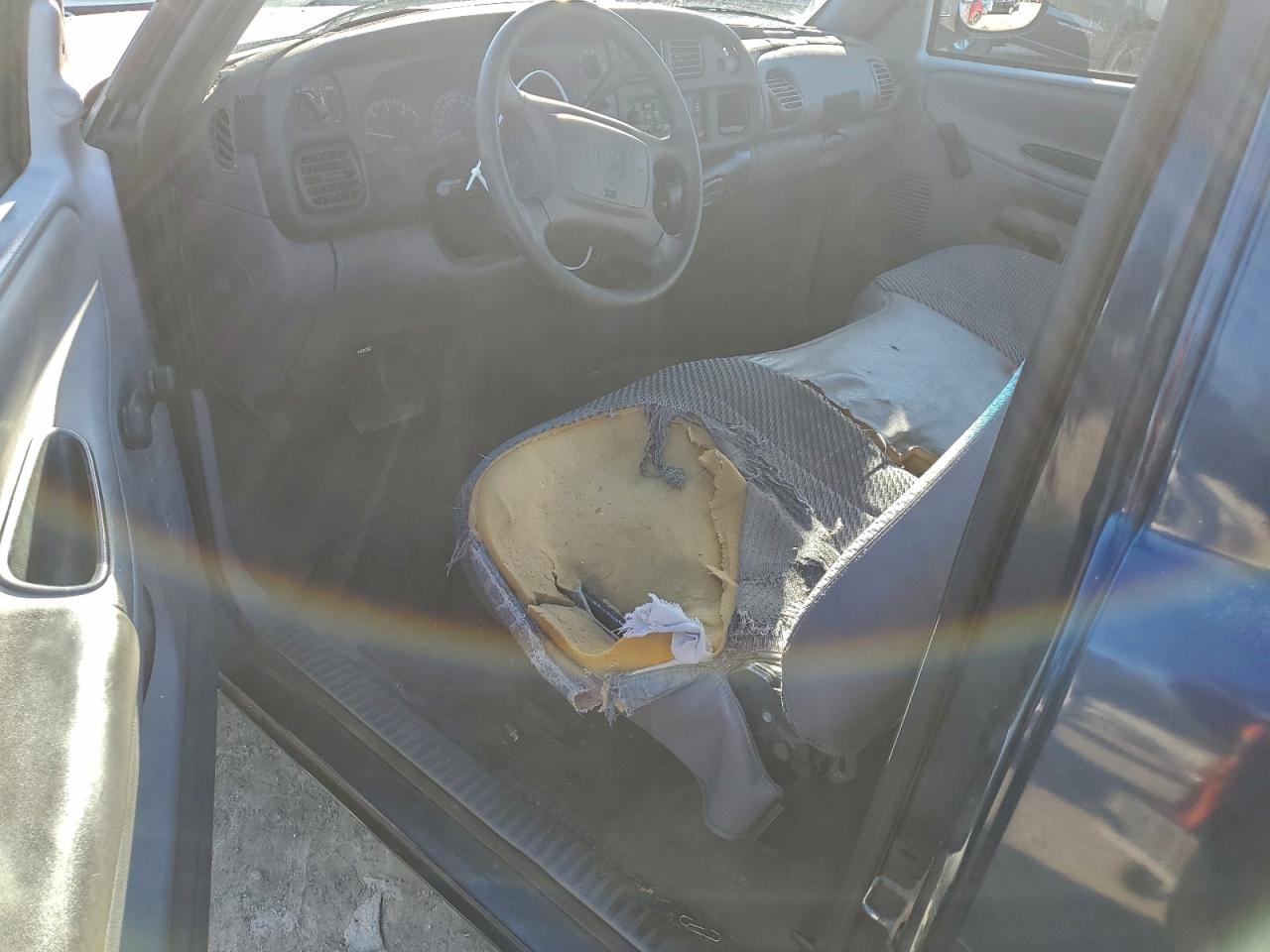 2001 DODGE RAM 1500 photo 8