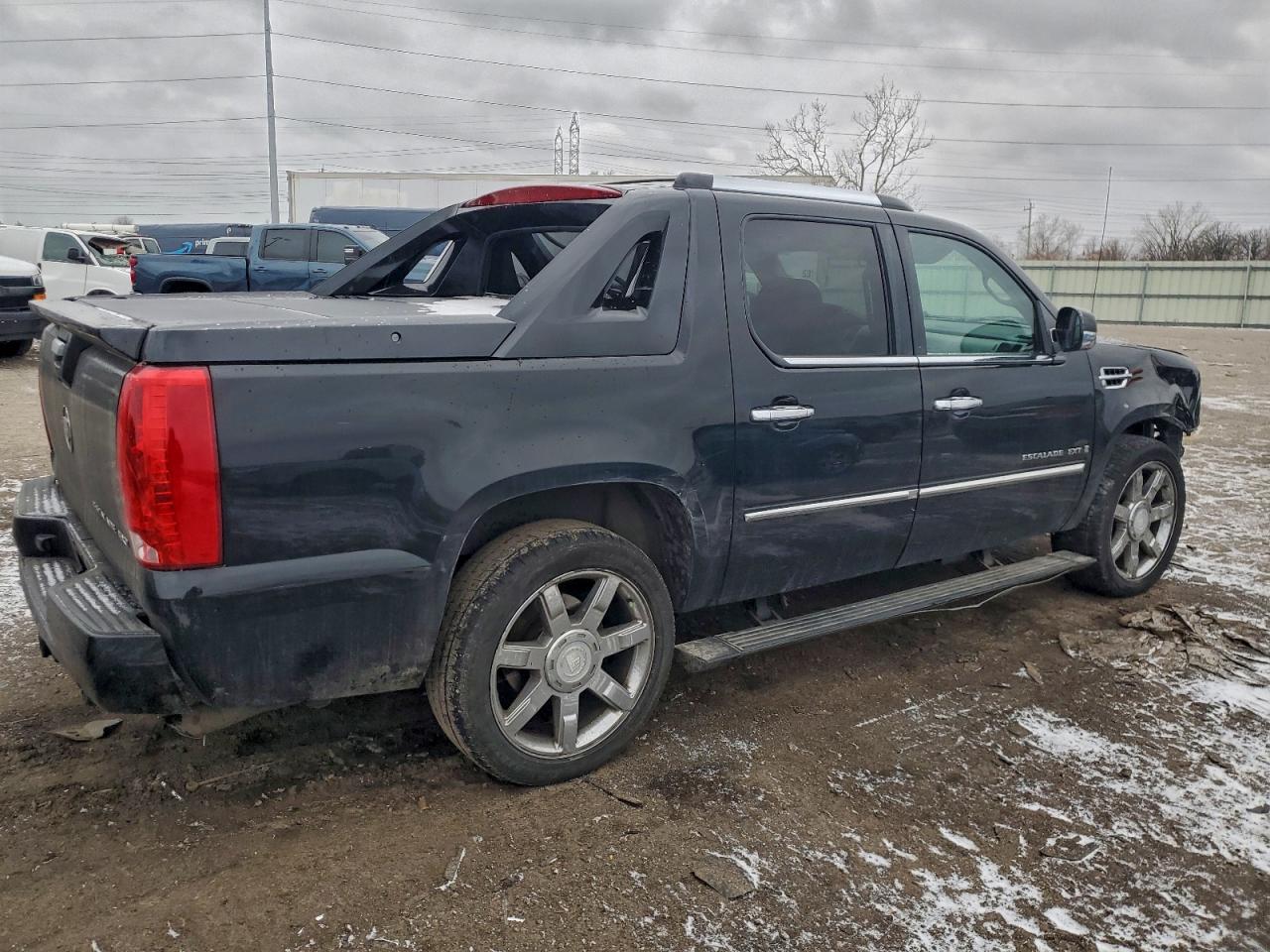 2008 CADILLAC ESCALADE EXT photo 3