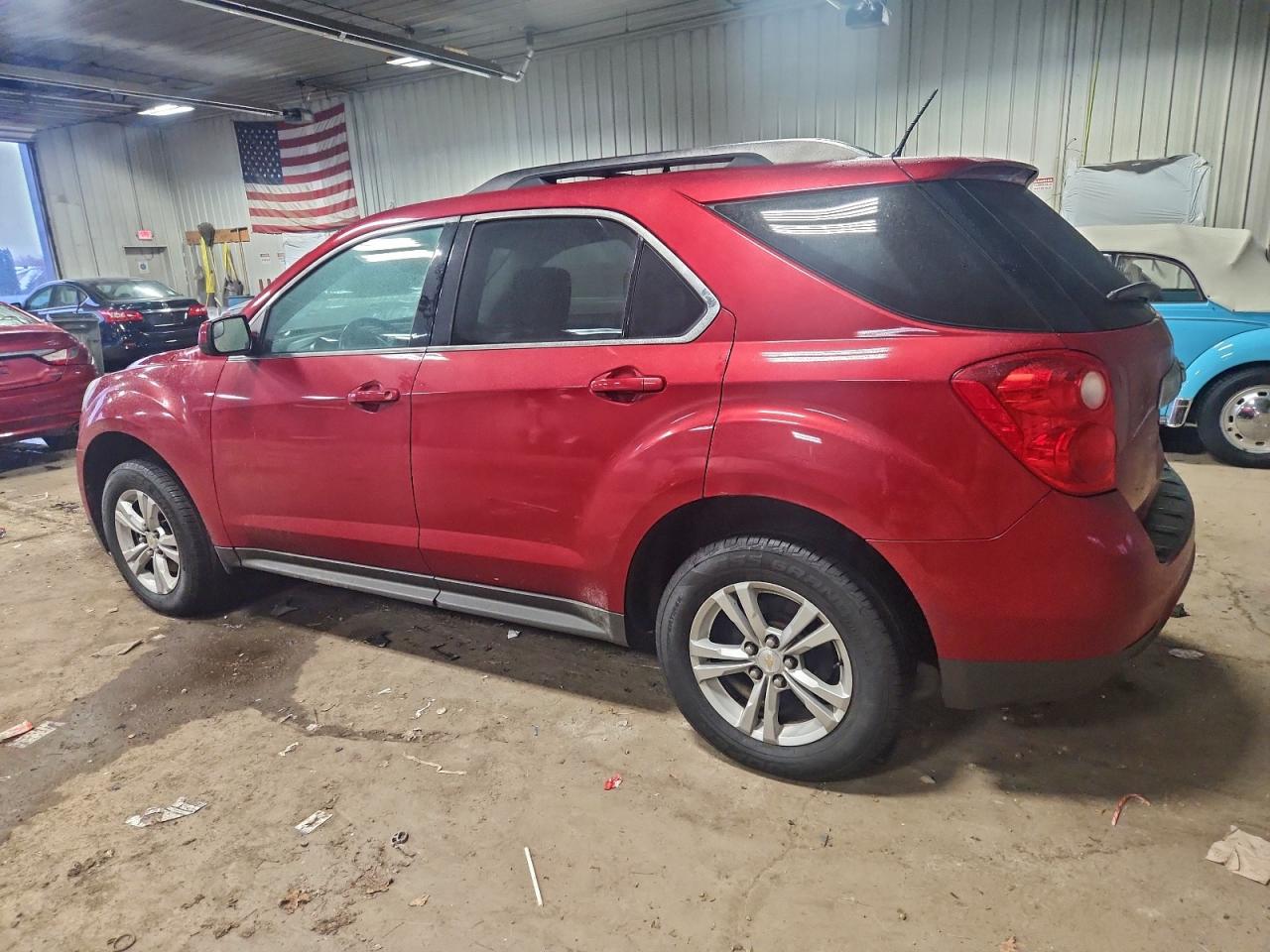 2013 CHEVROLET EQUINOX LT photo 2