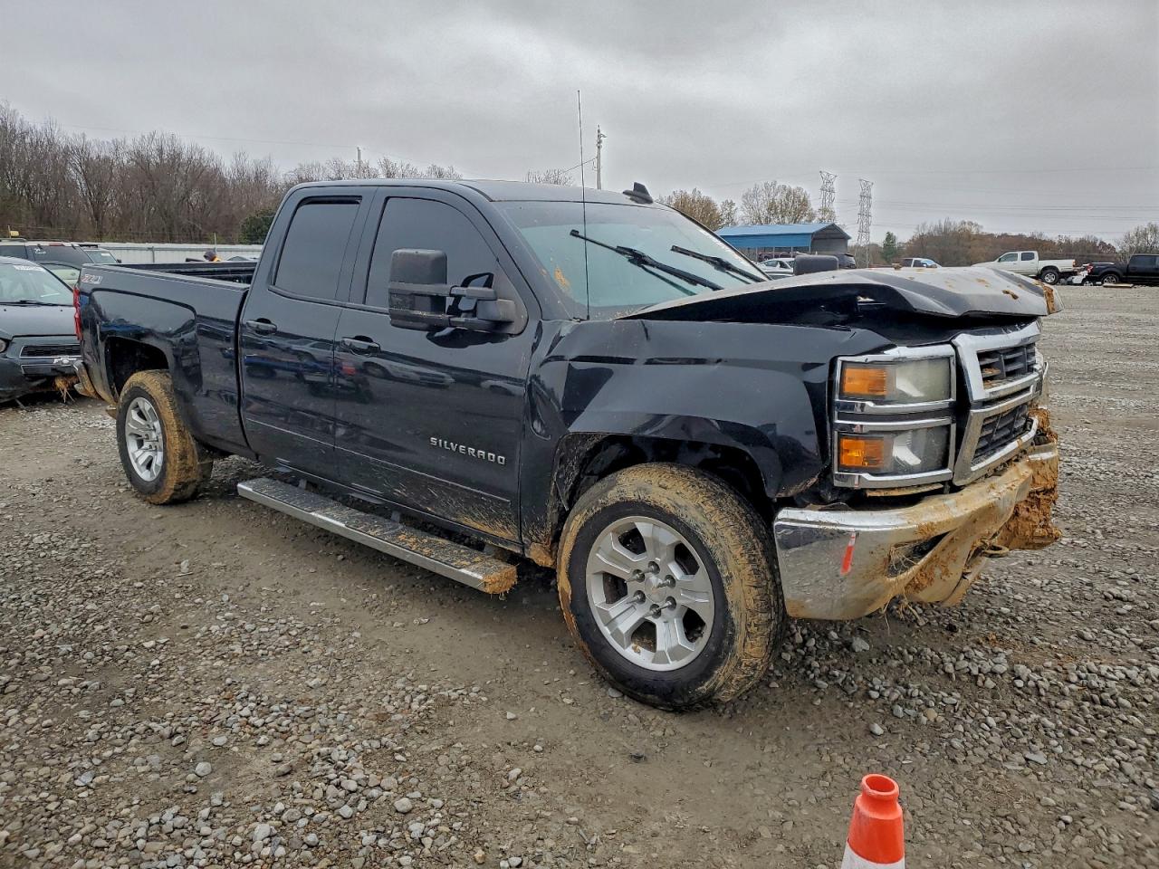 2015 CHEVROLET SILVERADO K1500 LT photo 4
