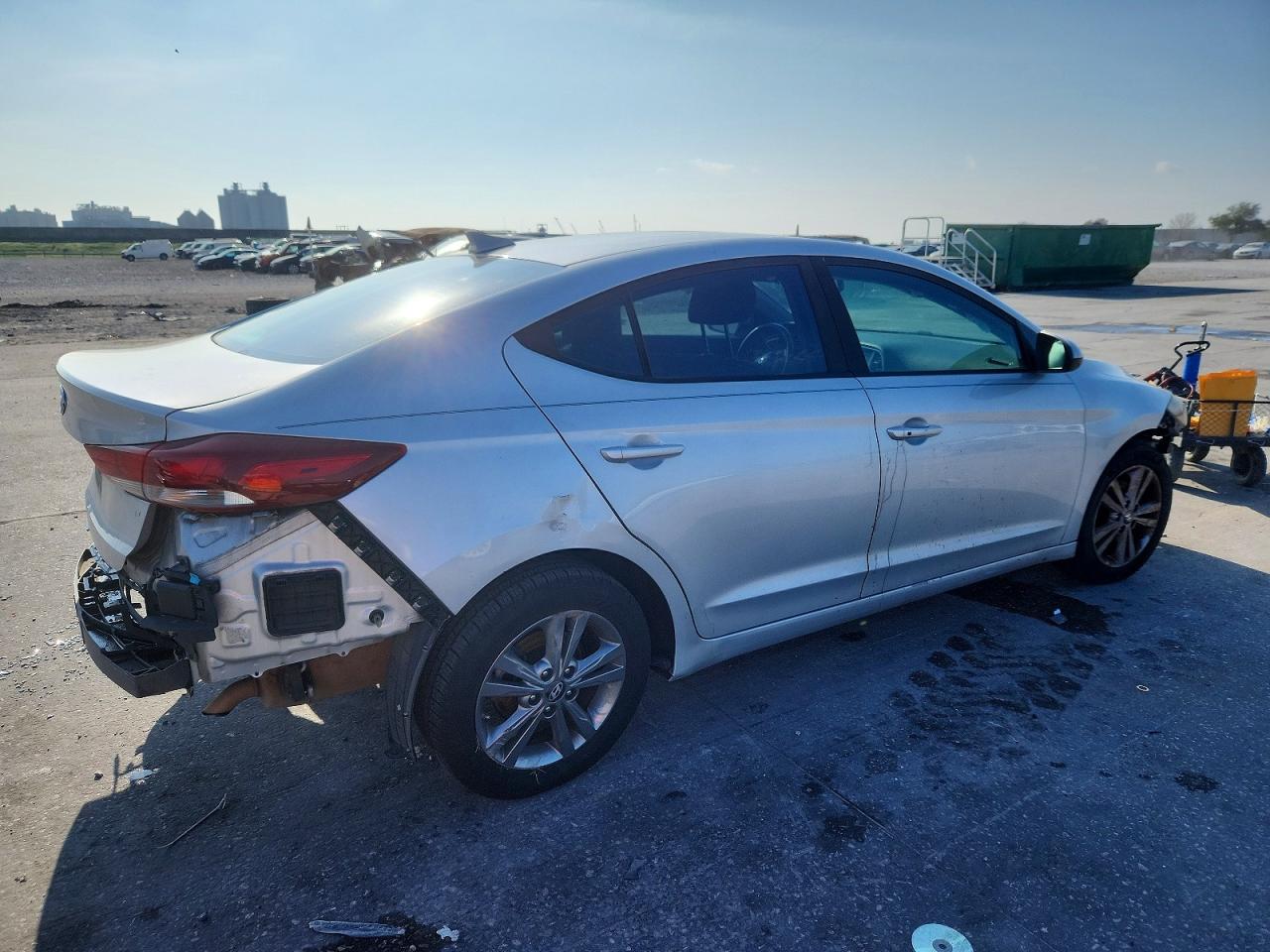 2018 HYUNDAI ELANTRA SEL photo 3