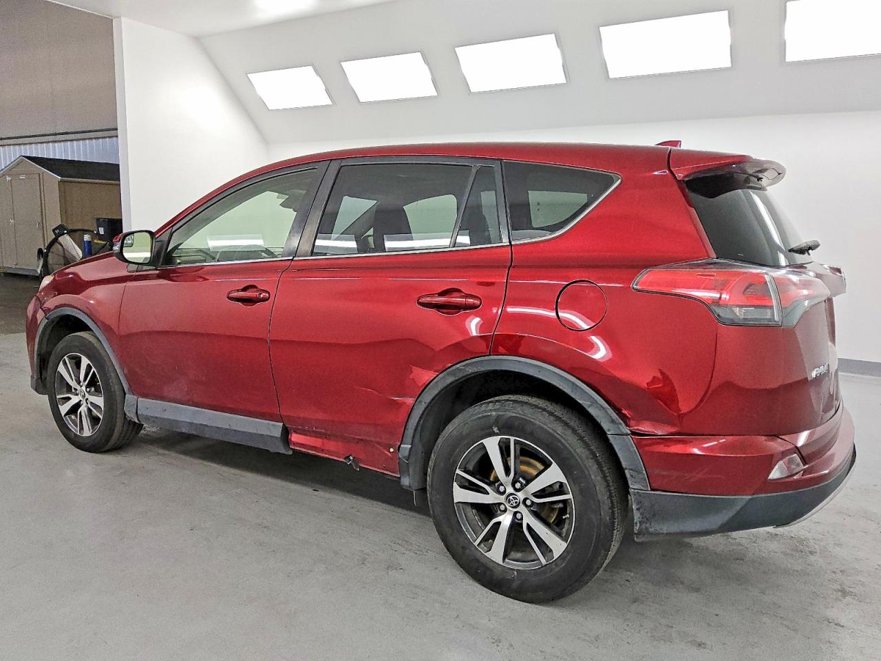 2018 TOYOTA RAV4 ADVENTURE photo 2