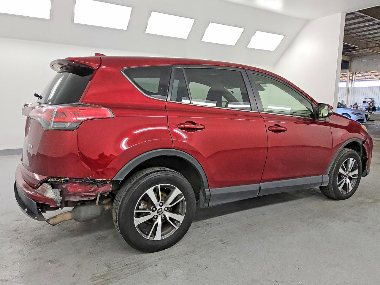 2018 TOYOTA RAV4 ADVENTURE photo 3