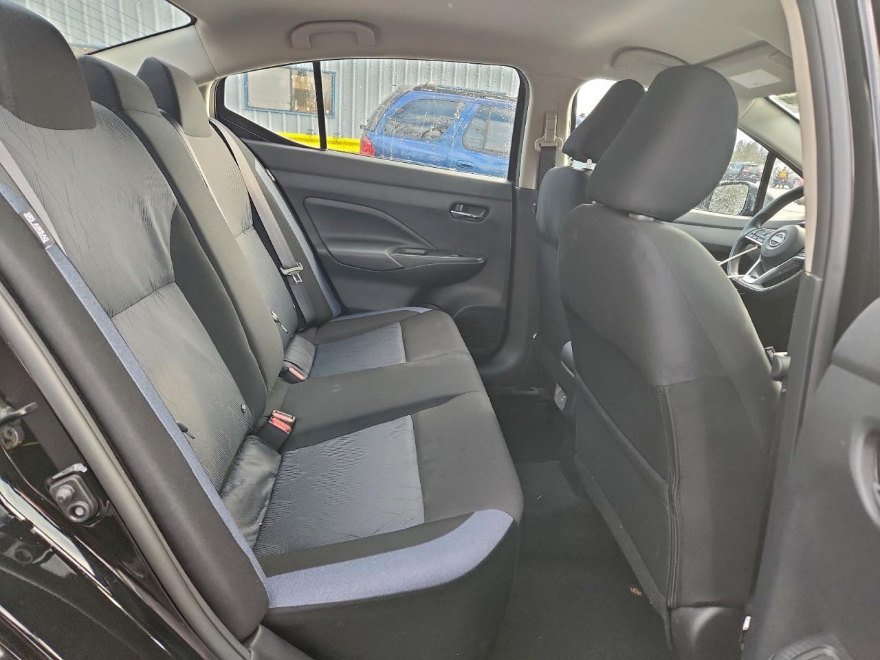 2025 NISSAN VERSA SV photo 10
