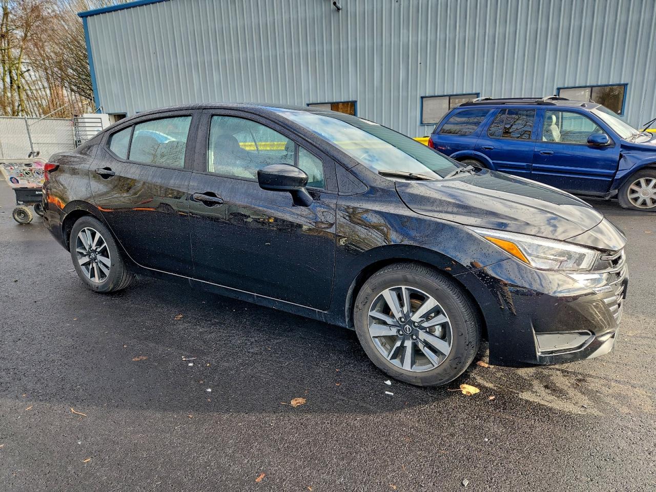 2025 NISSAN VERSA SV photo 4