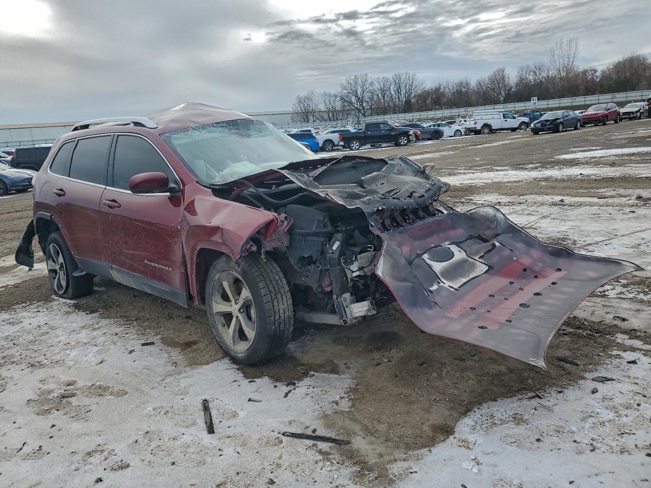 2019 JEEP CHEROKEE LIMITED photo 4