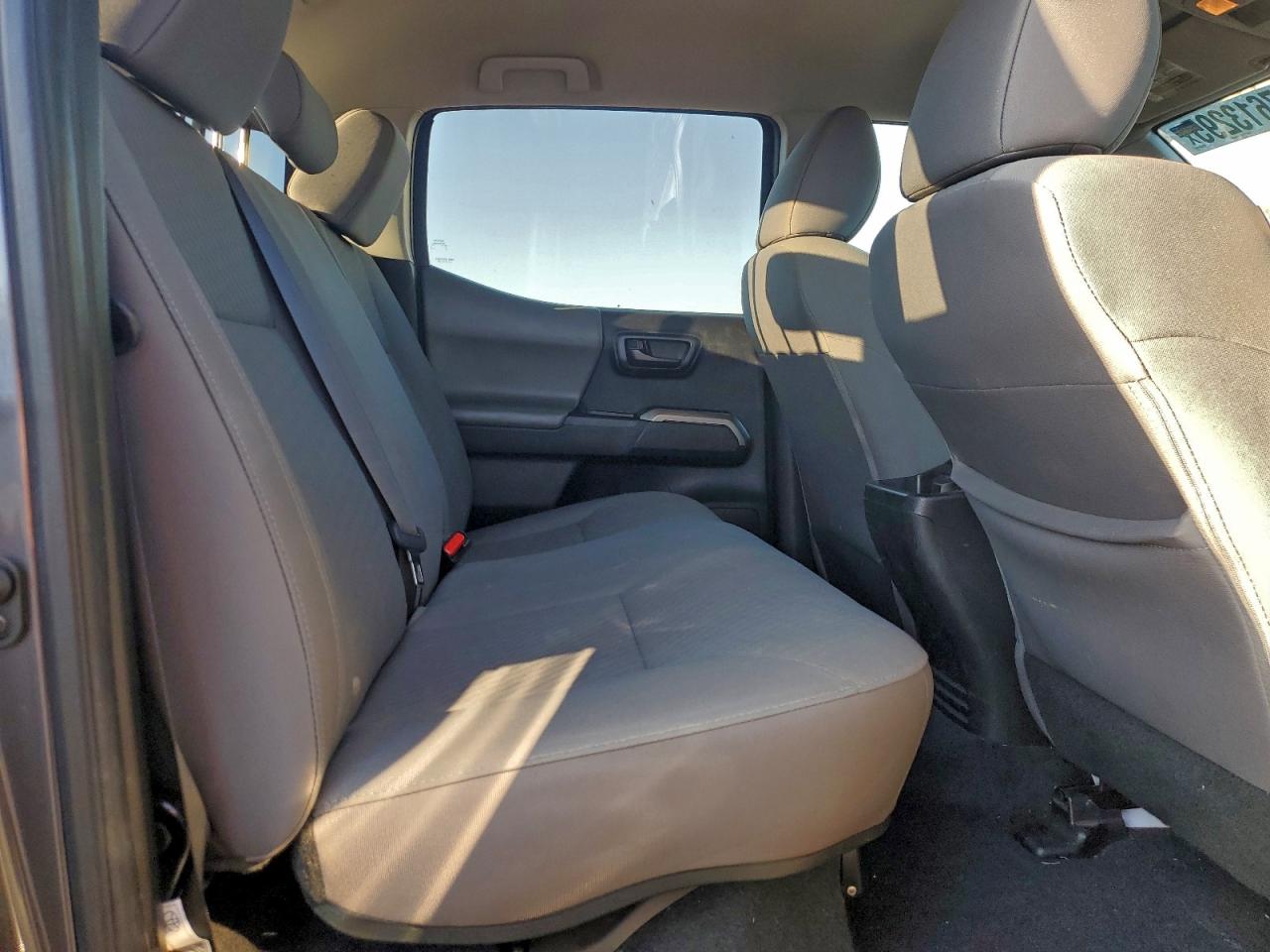 2022 TOYOTA TACOMA DOUBLE CAB photo 10