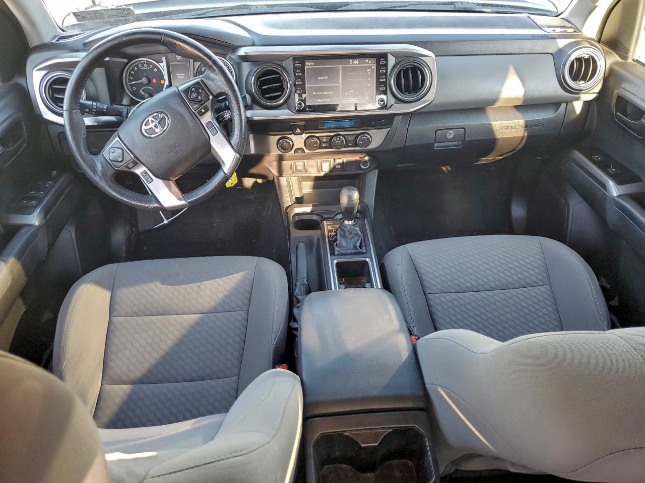 2022 TOYOTA TACOMA DOUBLE CAB photo 8