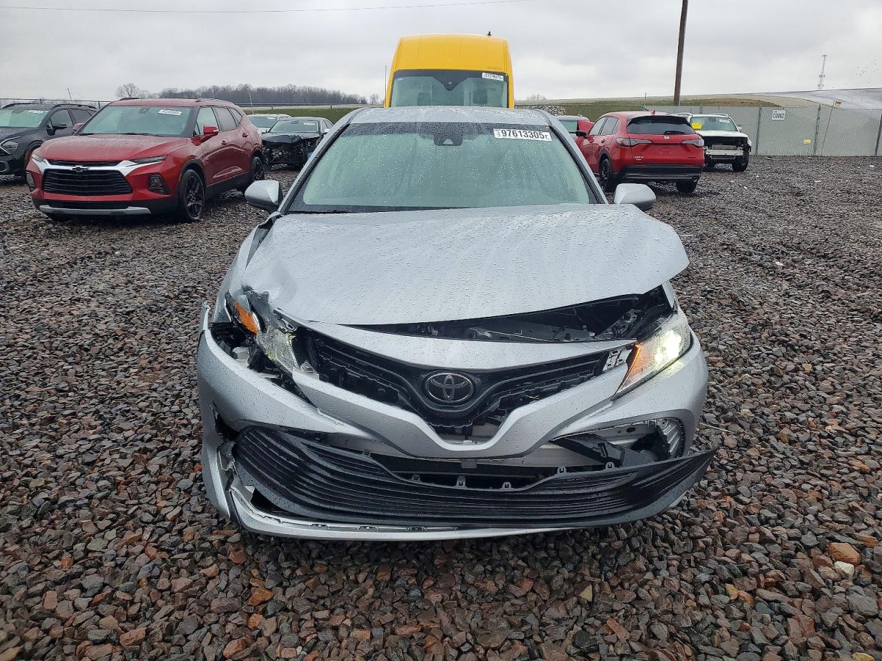 2020 TOYOTA CAMRY LE photo 5