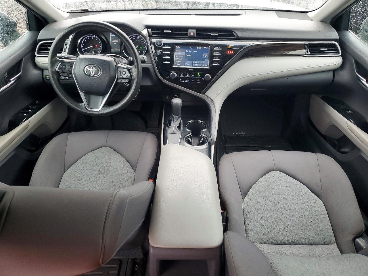 2020 TOYOTA CAMRY LE photo 8