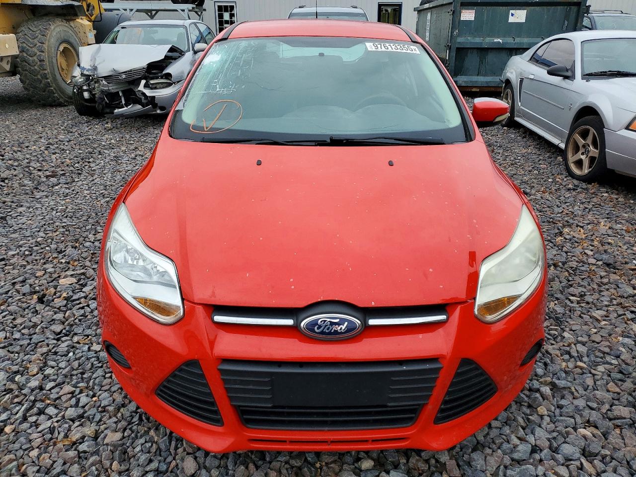 2014 FORD FOCUS SE photo 5