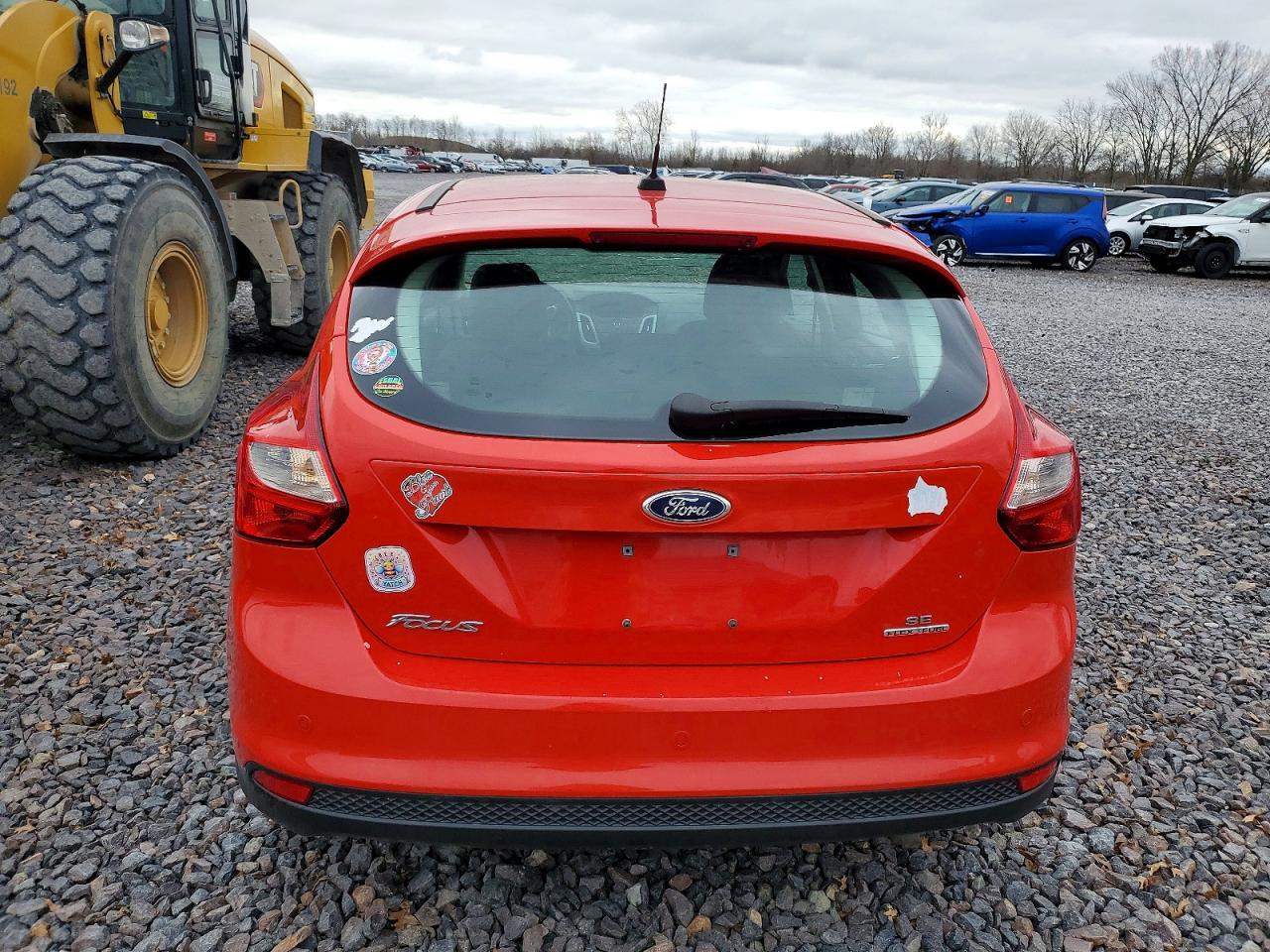 2014 FORD FOCUS SE photo 6