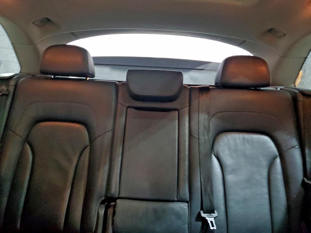 2012 AUDI Q5 PREMIUM PLUS photo 10