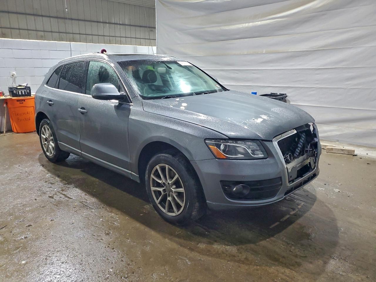 2012 AUDI Q5 PREMIUM PLUS photo 4