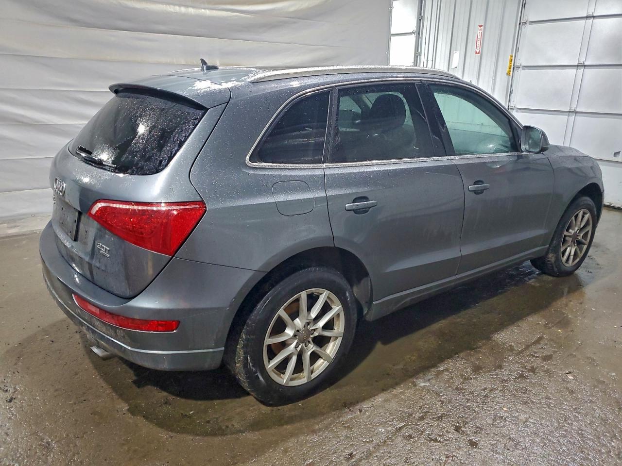 2012 AUDI Q5 PREMIUM PLUS photo 3