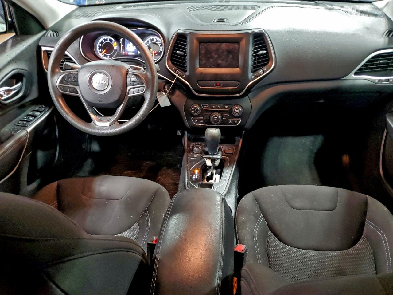 2019 JEEP CHEROKEE LATITUDE photo 15
