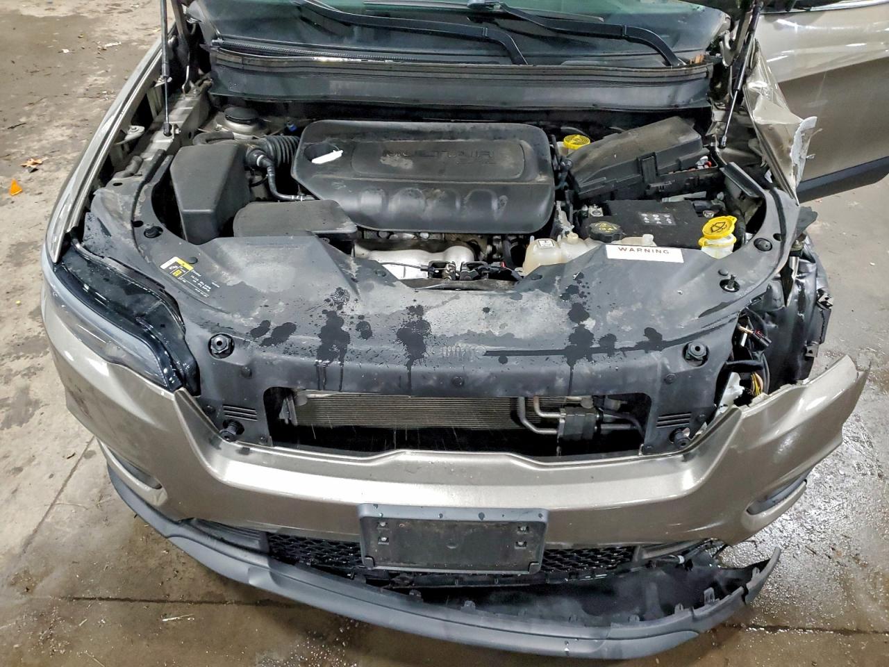 2019 JEEP CHEROKEE LATITUDE photo 23