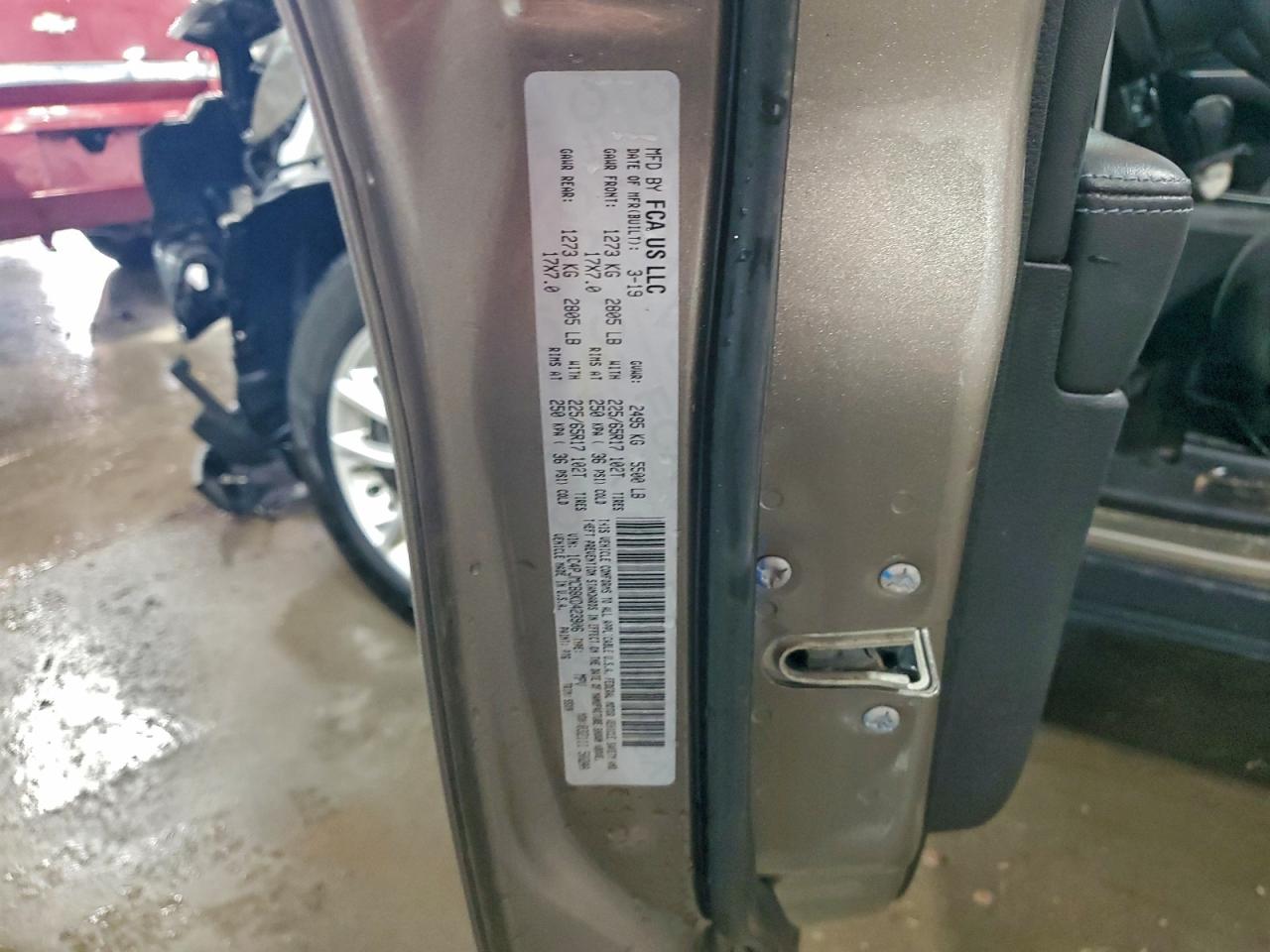2019 JEEP CHEROKEE LATITUDE photo 25
