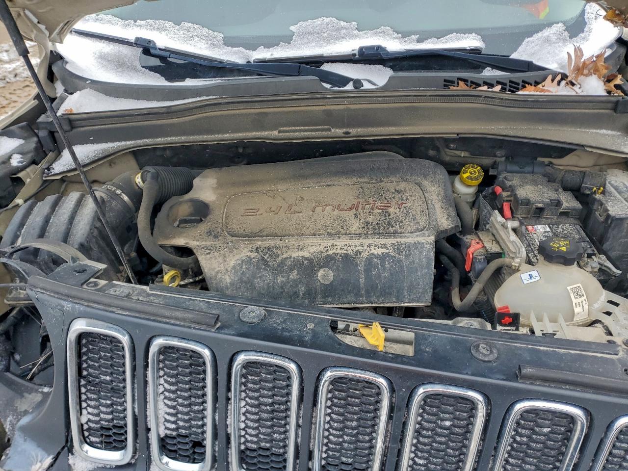 2015 JEEP RENEGADE LATITUDE photo 11