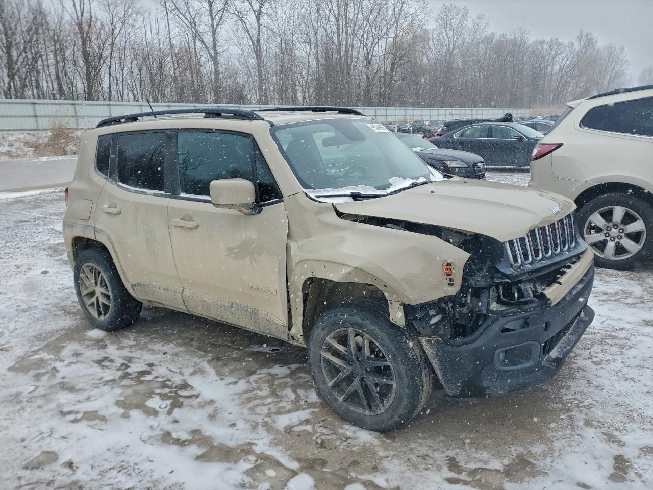 2015 JEEP RENEGADE LATITUDE photo 4